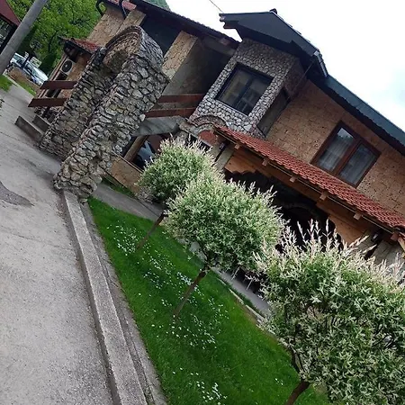 Apartment Nenad Ovcar Banja